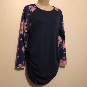 **2/$20** Ginkana Women's Med Blue Long Sleeve Ruching Shirt